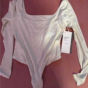 Lululemon Athletica Cream Long Sleeve Top